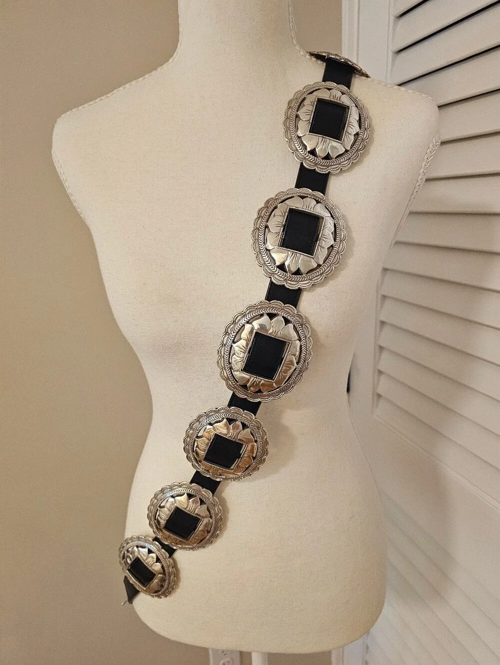 Vintage 1993 Brighton Sunflower Concho Belt Black Leather Western Boho | Size Me